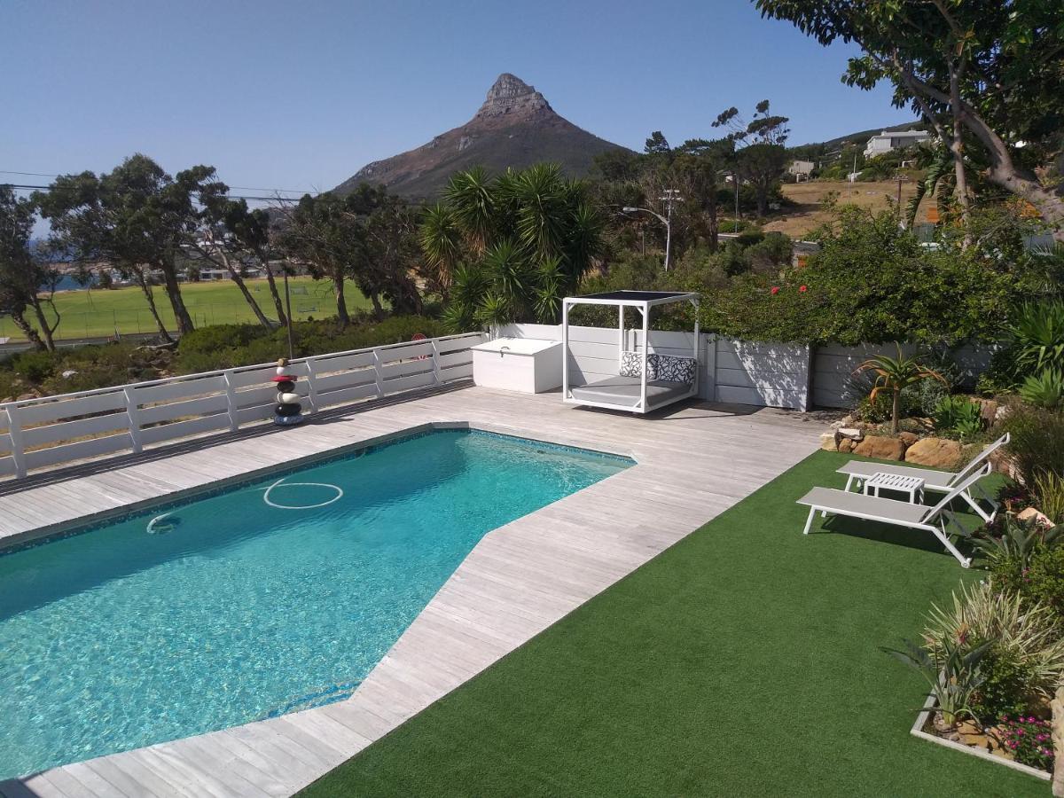 Bright Camps Bay Loft With Stunning Views And Shared Pool Apartment Cape Town Luaran gambar
